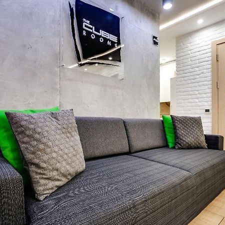 The Cube Rooms ลวีฟ ภายนอก รูปภาพ